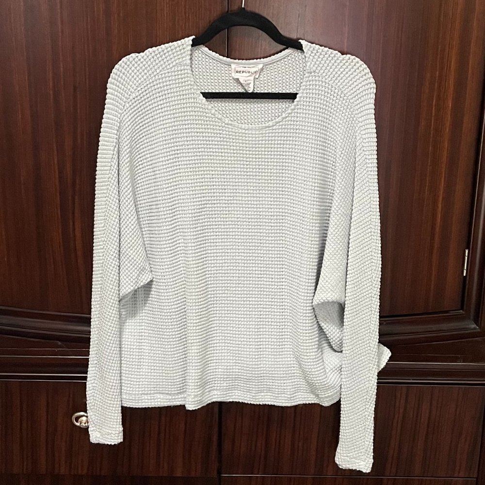 For the Republic Gray Sweater Size L